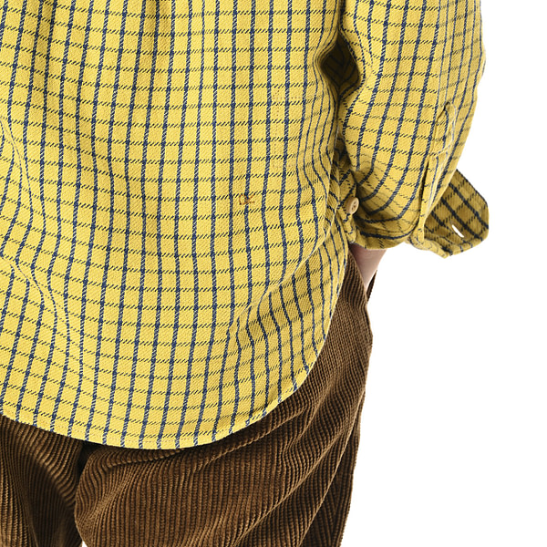 Indian Flannel 908 Loafer Petite Collar Shirt Female Model