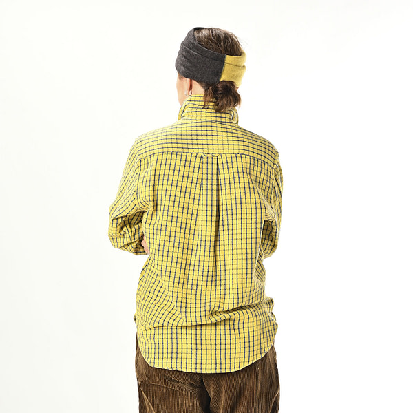 Indian Flannel 908 Loafer Petite Collar Shirt Female Model