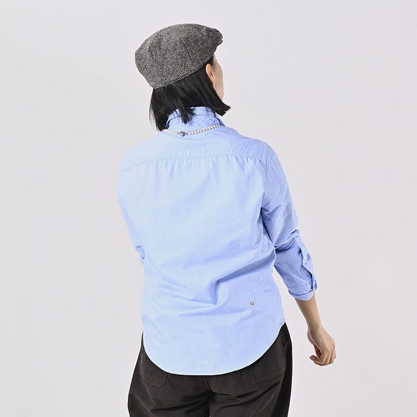 Supima OX 908 Loafer Shirt Female Model