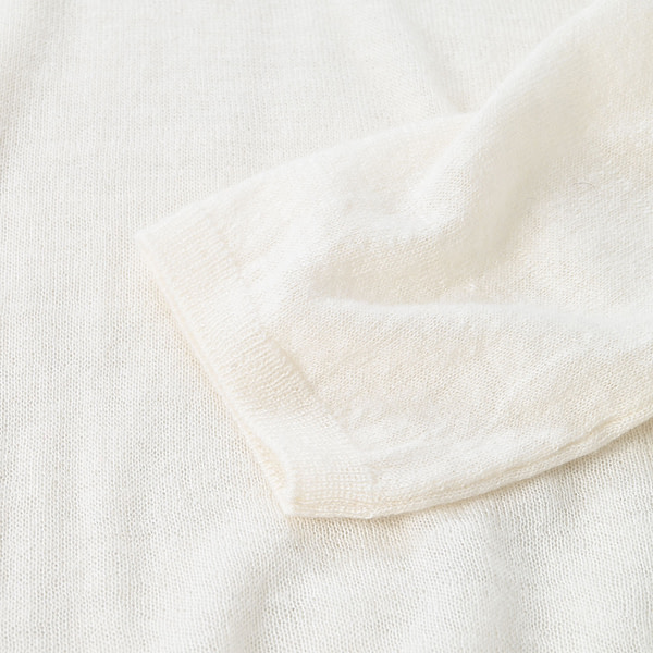 Plant Dyed Cashmere Super Gauze Henley Detail