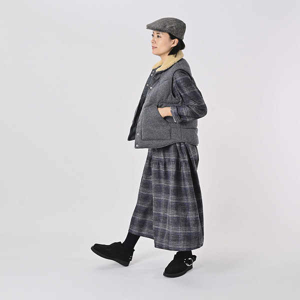 Cashmere Jersey 908 Flannel Vest Female Model