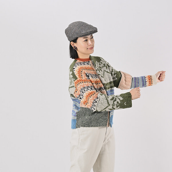Tamatebako Patchwork Cardigan Female Model