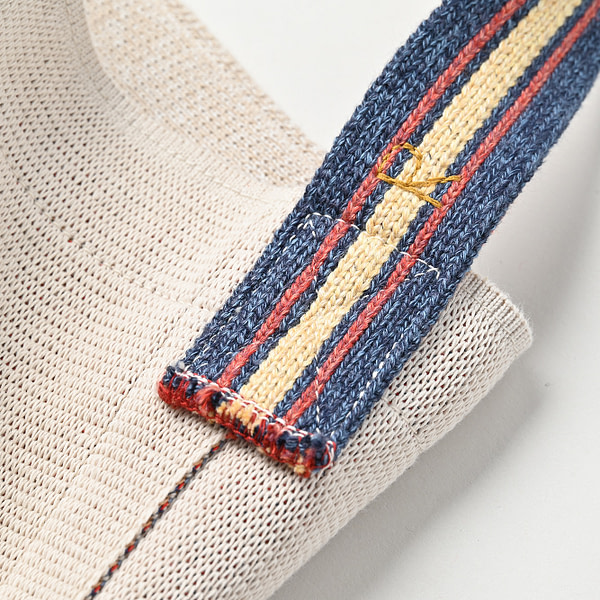 Surf Hula Girl Jacquard Shoulder Bag Detail
