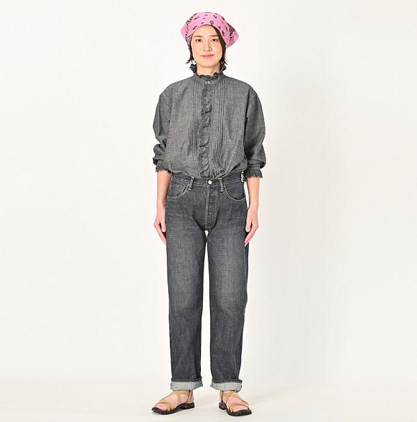 Dungaree Cotton Cutwork Blouse Female Model