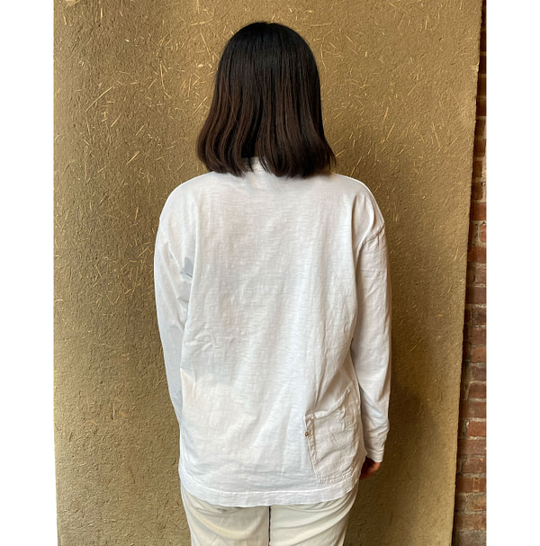 Dozume Tenjiku Cotton 908 Ocean T-shirt Female Model