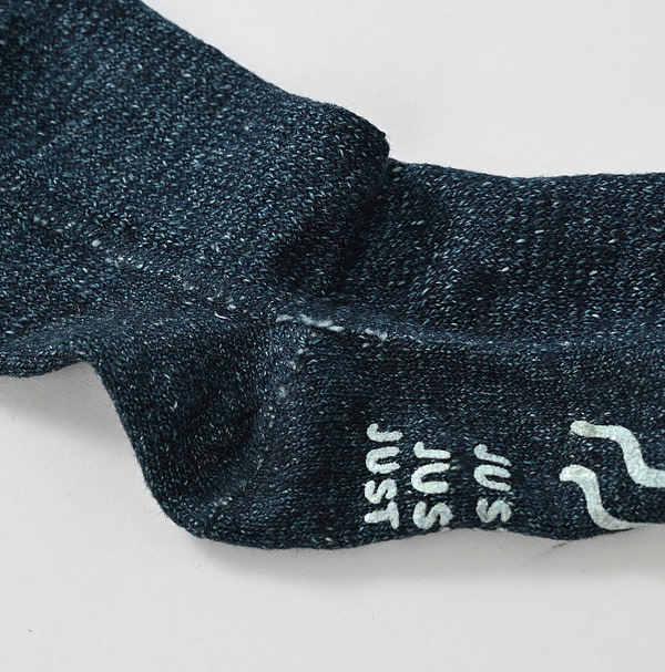 Indigo Zakkuri Gauze Knit Sox Detail