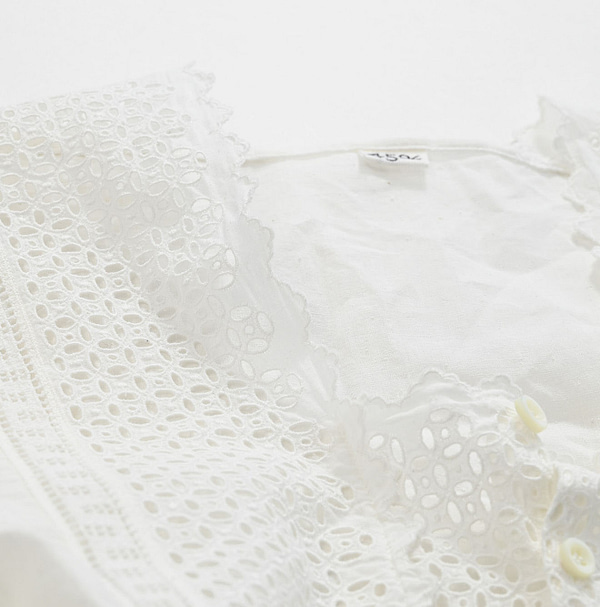 Indian Khadi Cutwork Blouse Detail