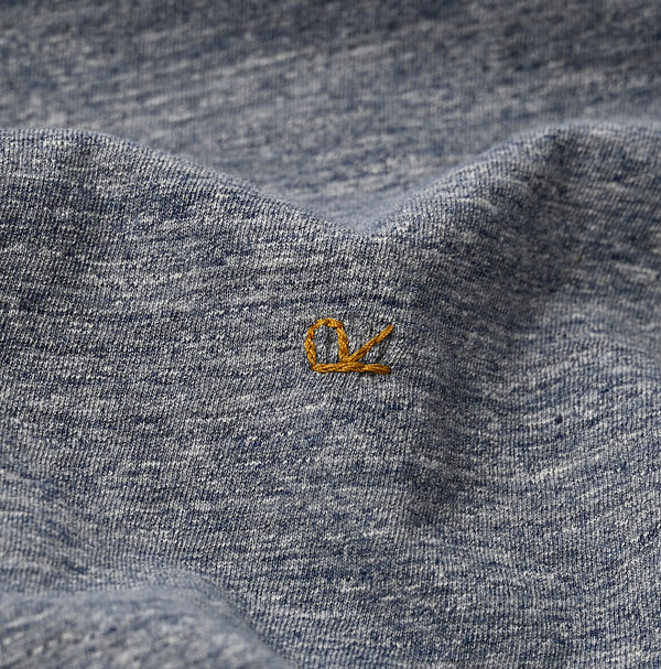 Top Dozume Tenjiku Yock Neck Big Slit T-shirt Detail