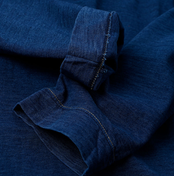 Indigo Dozume Tenjiku Yock Neck Big Slit T-shirt Detail