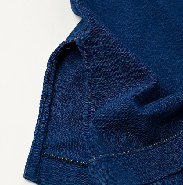 Indigo Dozume Tenjiku Yock Neck Big Slit T-shirt Detail