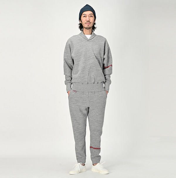 Top Urake 908 Sweat Pants Male Model