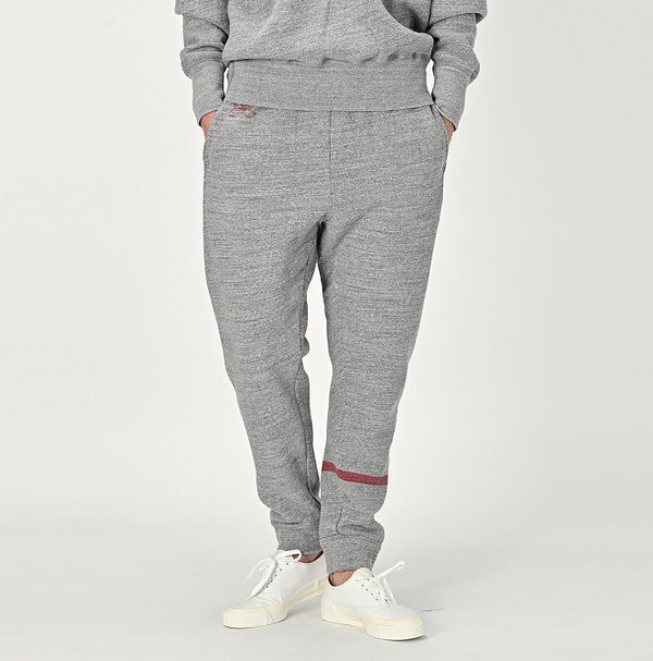 Top Urake 908 Sweat Pants Male Model