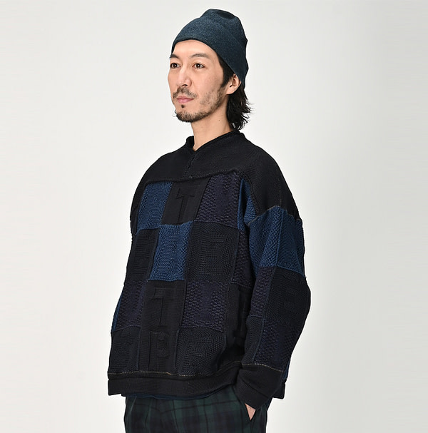 Indigo 908 Checkered Pattern New Year Outer T-shirt Male Model