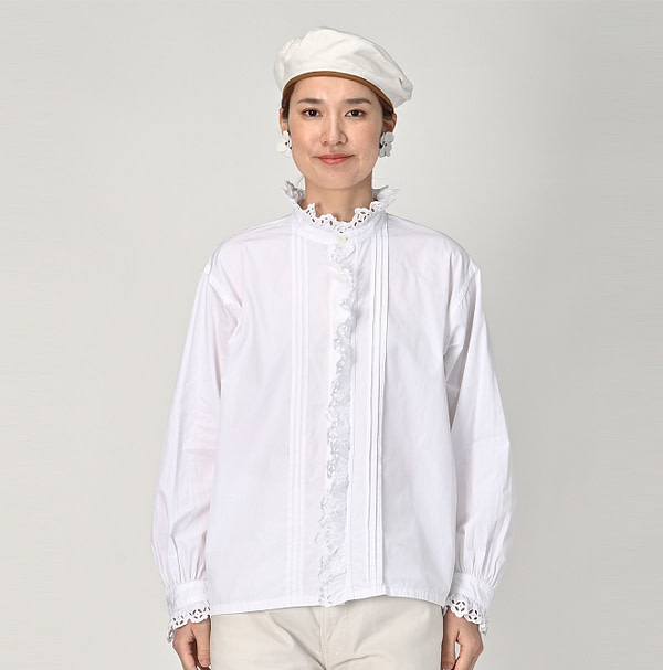 Miko Cutwork Frill Blouse Female Model