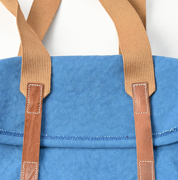 No.2 Canvas Mail Tote Large Detail