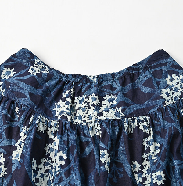 Indigo Aster Print Easy Skirt Detail