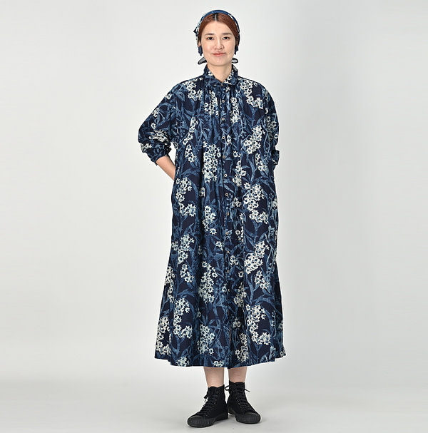 Indigo Aster Print Kushukushu Dress Female Model