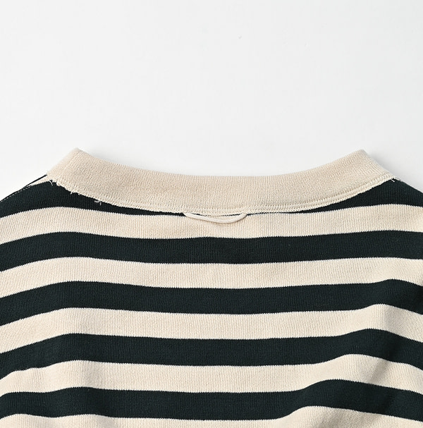 Smooth Knit Border Tunic Detail