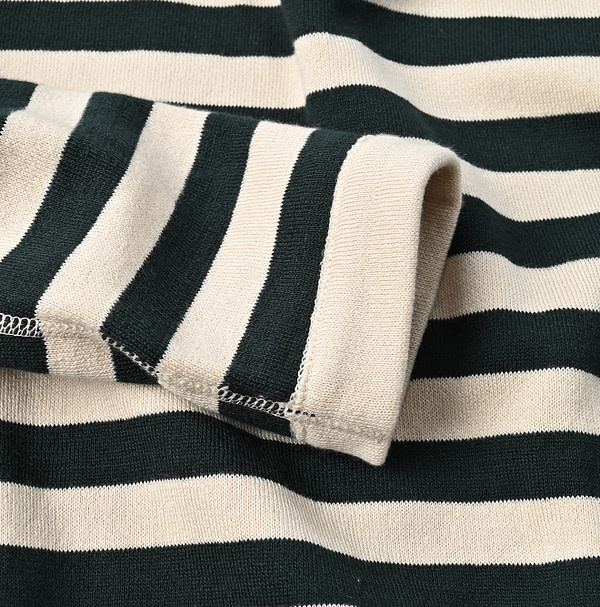 Smooth Knit Border Tunic Detail