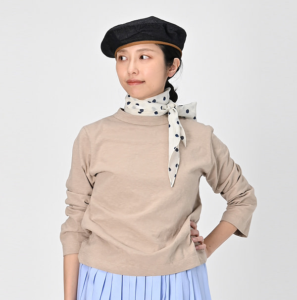 Square T-shirt Off White Female Model
