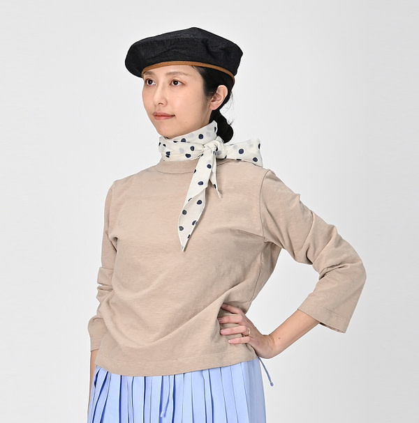Square T-shirt Off White Female Model