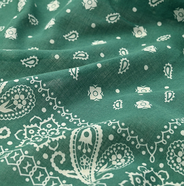 Cross Paisley Green Supima Aya Bandana Detail