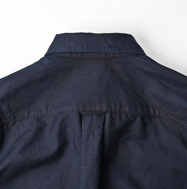 Indigo Supima OX 908 Loafer Button Down Pull Detail