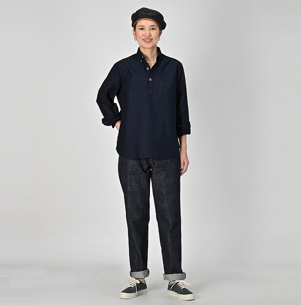 Indigo Supima OX 908 Loafer Button Down Pull Female Model