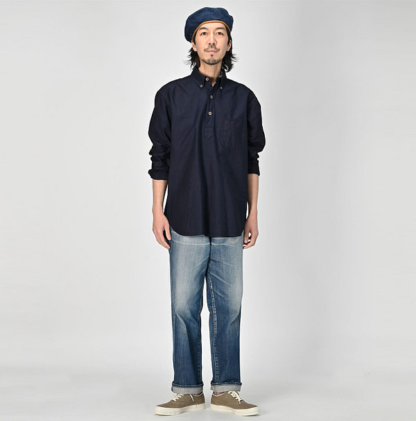 Indigo Supima OX 908 Loafer Button Down Pull Male Model