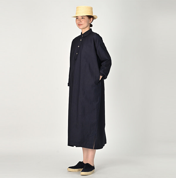 Indigo Supima OX M Shirt Dress Female Model