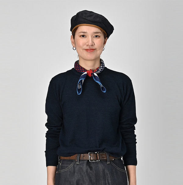 Indigo Whole Super Gauze 908 Crew Female Model