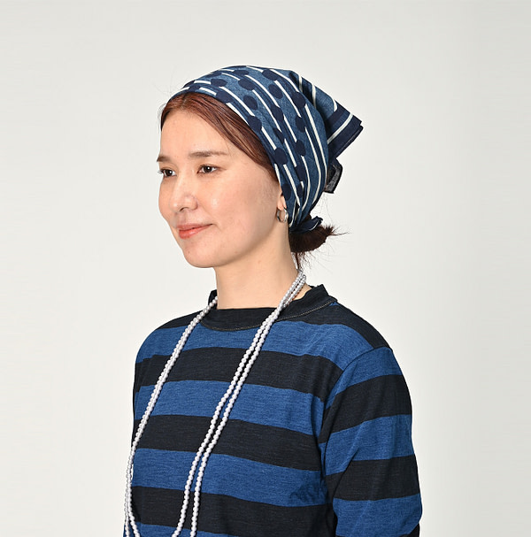 Indigo Supima Hira Regimen Dot Bandana Female Model