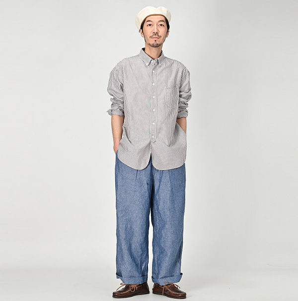 Usu OX Loafer 908 Button Down Shirt Male Model