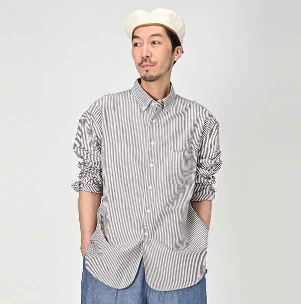 Usu OX Loafer 908 Button Down Shirt Male Model