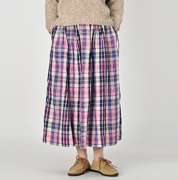 Indian Linen Twill Easy Gather Skirt Female Model