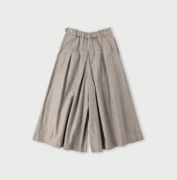 Yorimoku Cotton Tweed Culotte Skirt Back