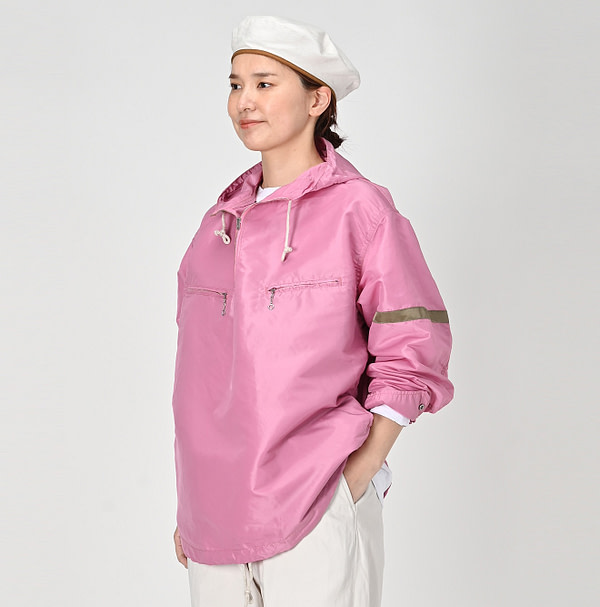 Atsu Nylon 908 Ocean Hood Blouson Female Model
