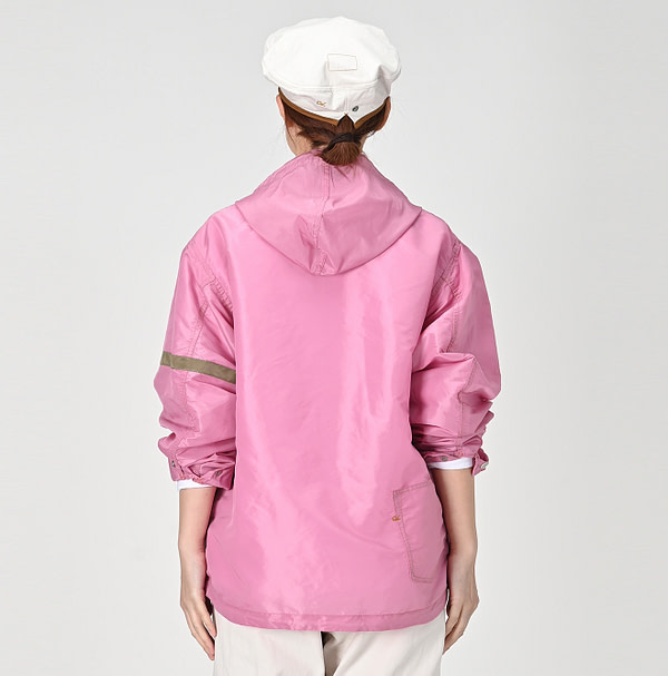 Atsu Nylon 908 Ocean Hood Blouson Female Model