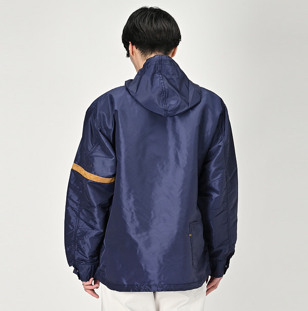 Atsu Nylon 908 Ocean Hood Blouson Male Model