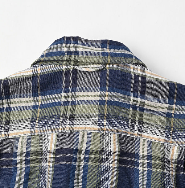 Indian Linen Twill 908 8 Knot Shirt Detail