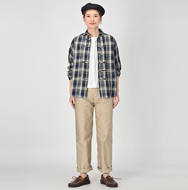 Indian Linen Twill 908 8 Knot Shirt Female Model