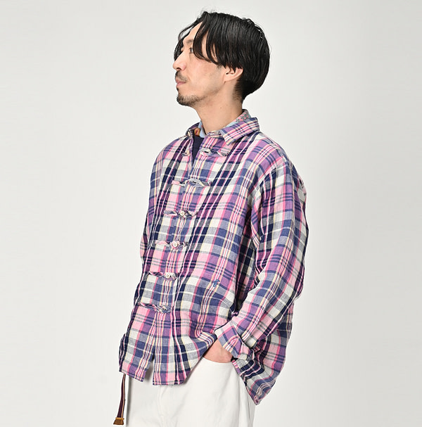Indian Linen Twill 908 8 Knot Shirt Male Model