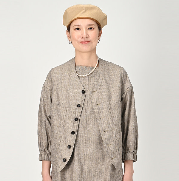 Yorimoku Cotton Tweed 908 Vest Female Model