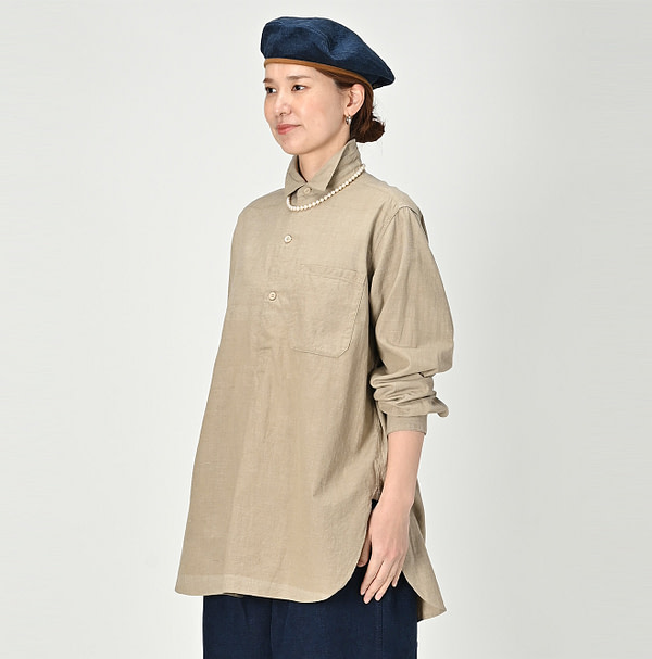 Indigo Khadi OX 908 Grandpa Pull Shirt Sumi Female Model