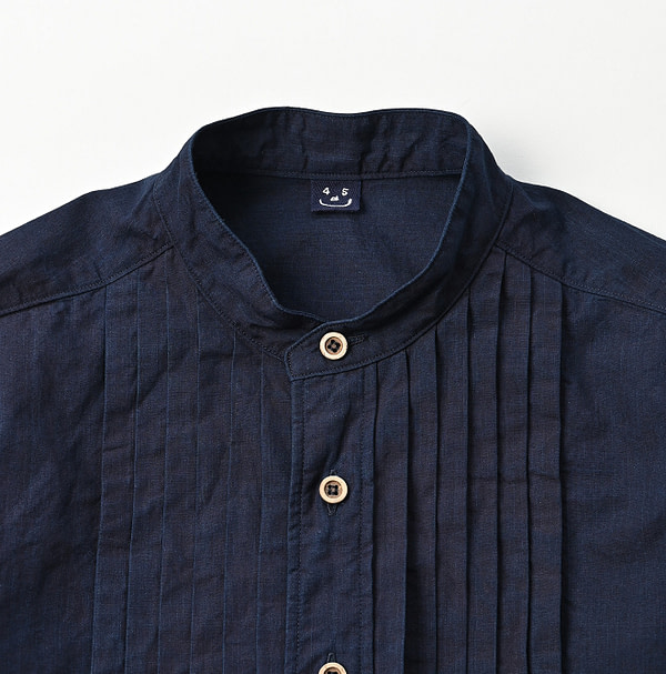 Indigo Batiste Pintuck 908 Stand Shirt Detail