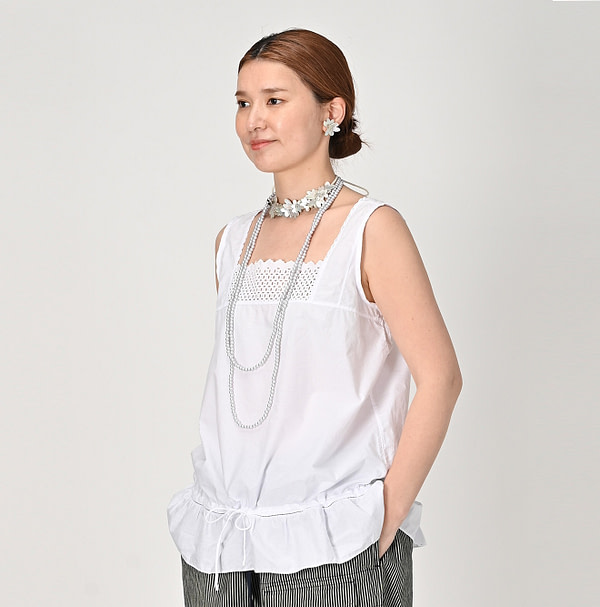 Batiste Cutwork Camisole Female Model