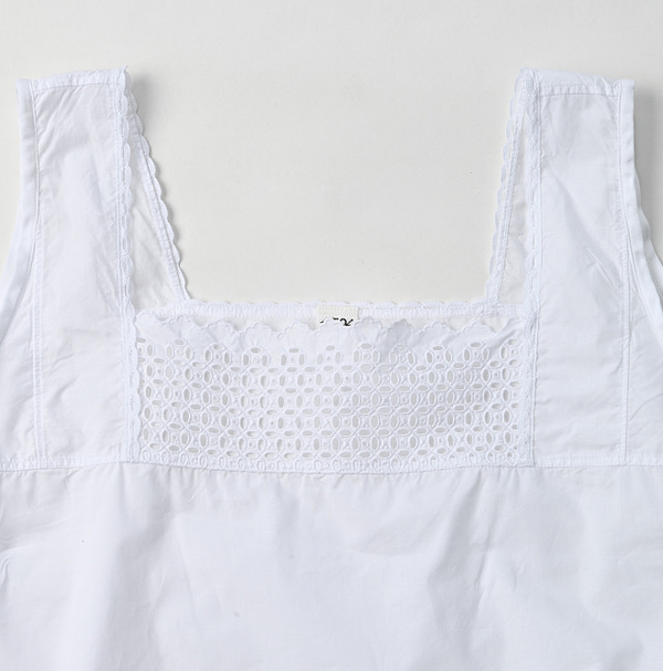 Batiste Cutwork Camisole Detail