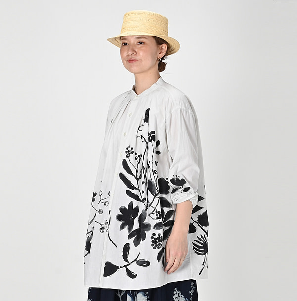 Sumie Flower Print Blouse Female Model