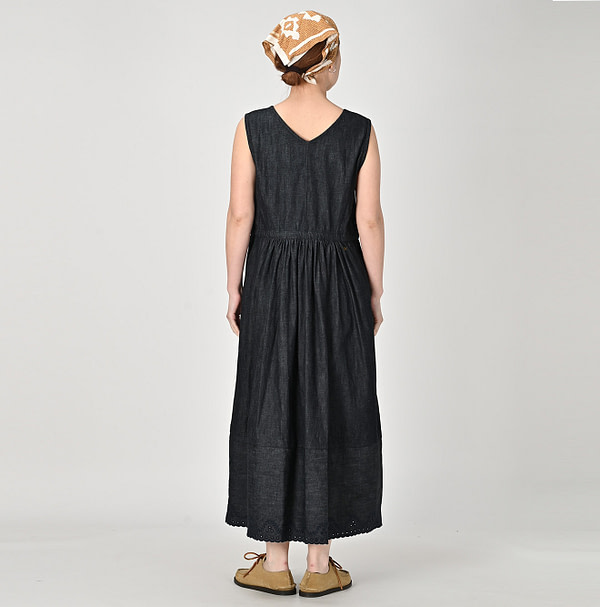 Mugihiko Denim Petti Dress Nou Female Model