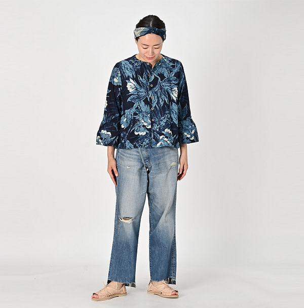 Indigo Eastern Aloha Lehua Blouse Female Model